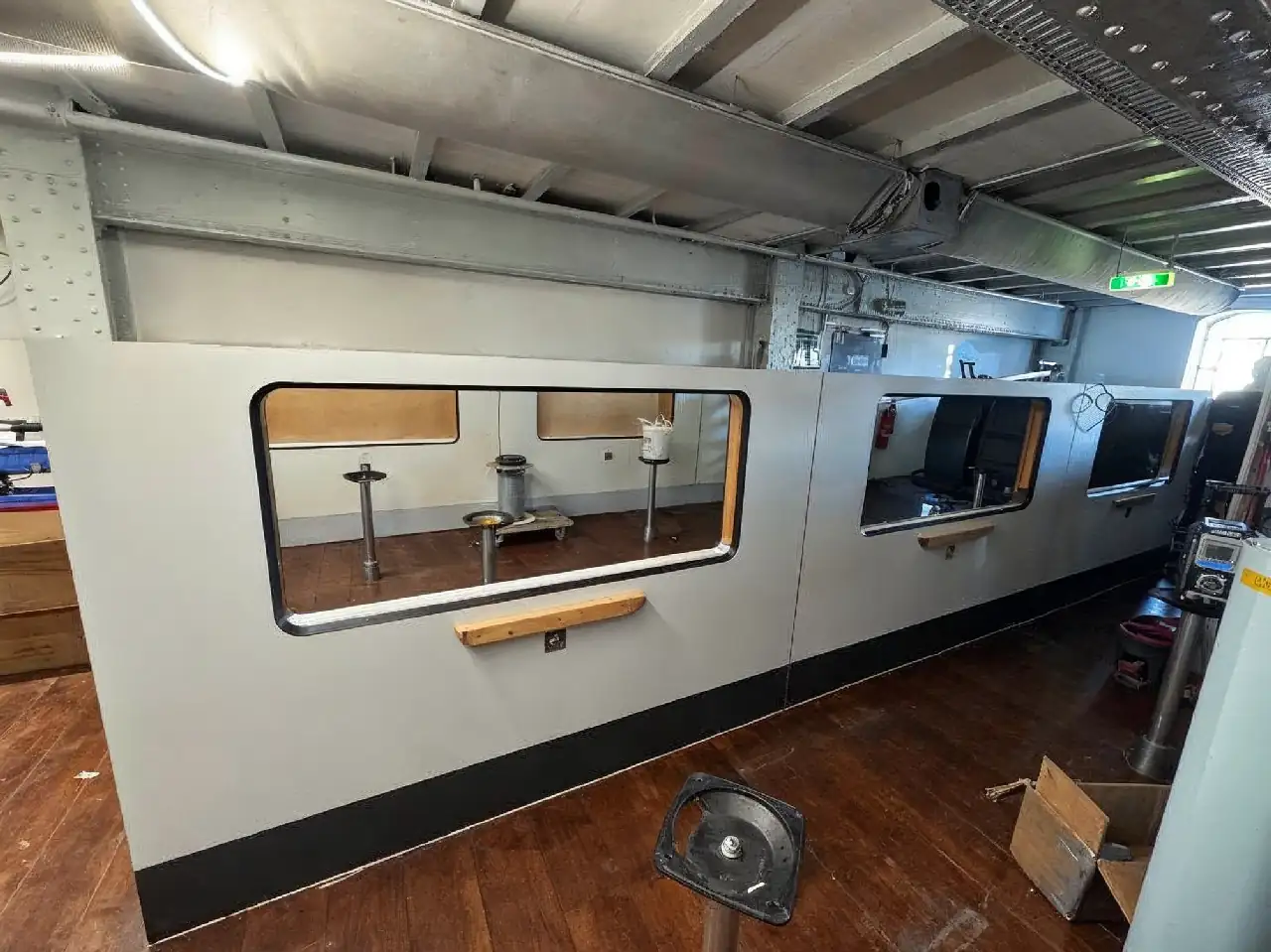 Miniatur Wunderland Möbelfolie Vorher